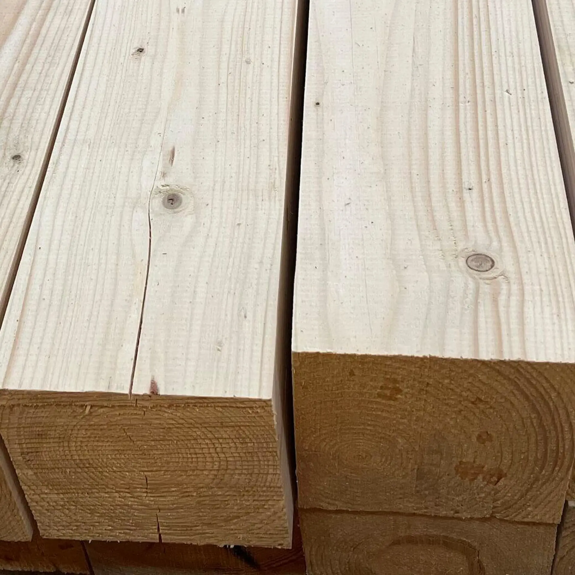 Spruce Solid Beams Prepared - 160 x 160 x 3000