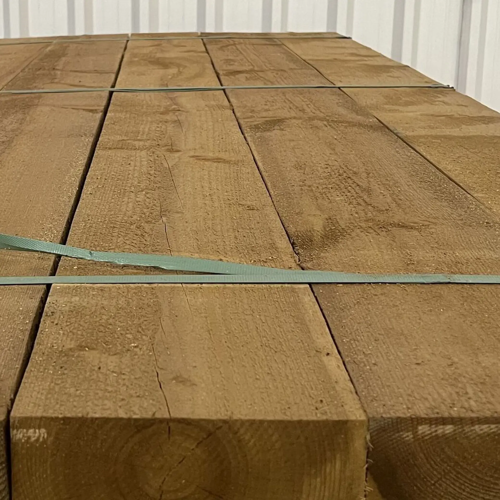 Pine Beams Rugged - 95 x 195 x 2400