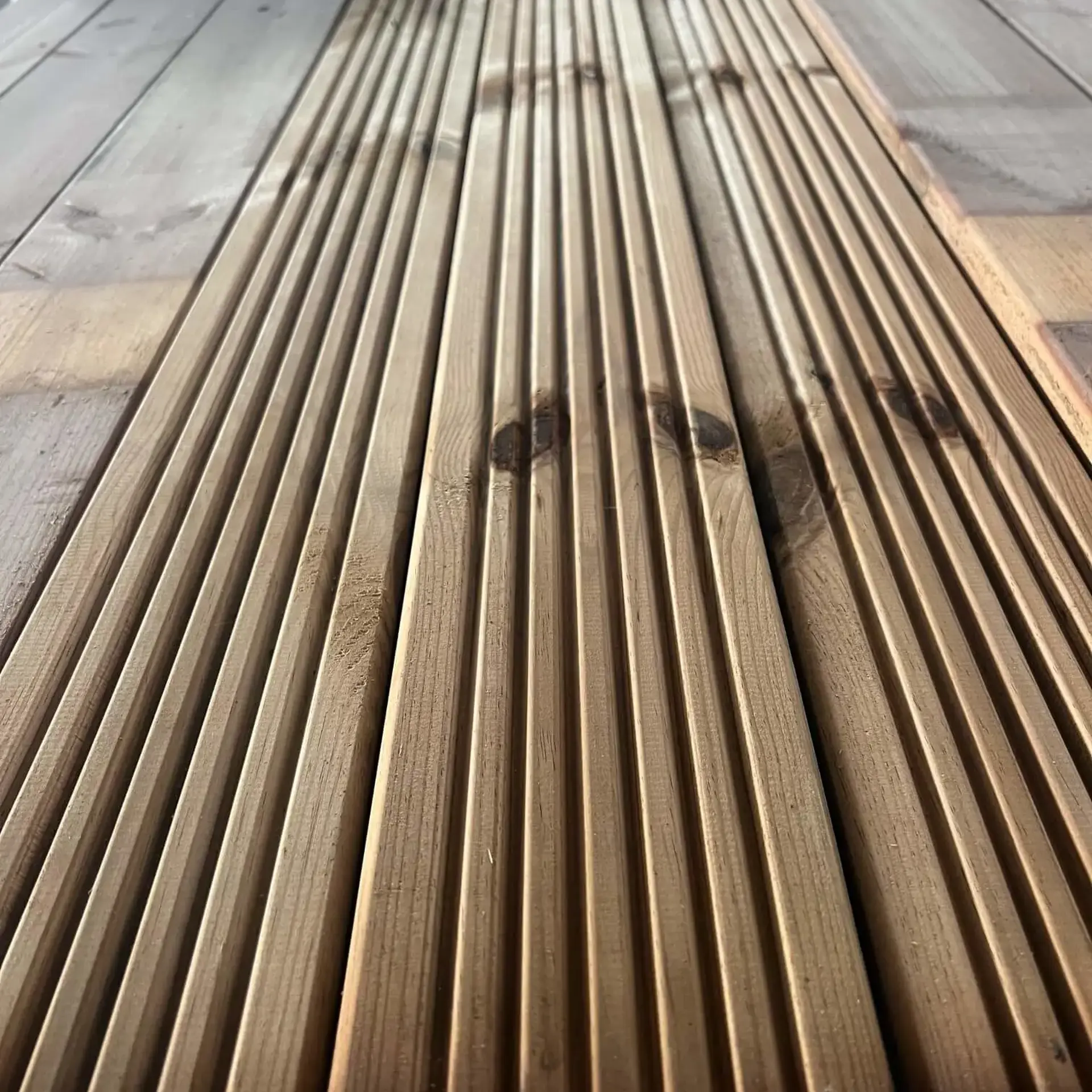 Brown Pine Decks Treated - 28 x 120 x 3600