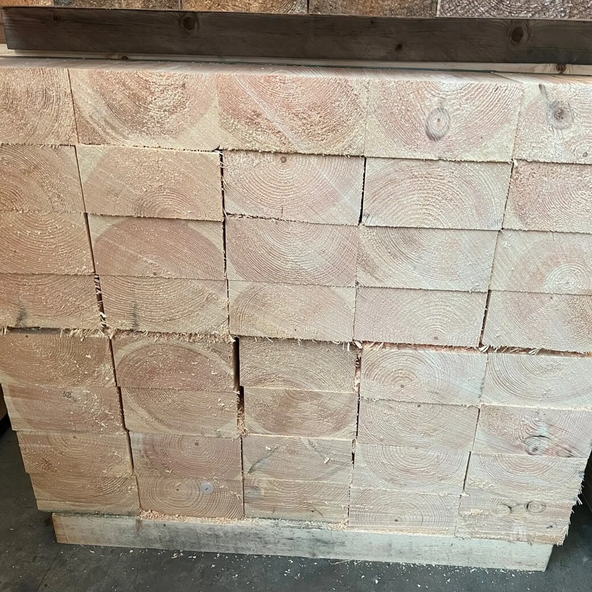 Spruce Solid Beams Prepared - 100 x 200 x 6000