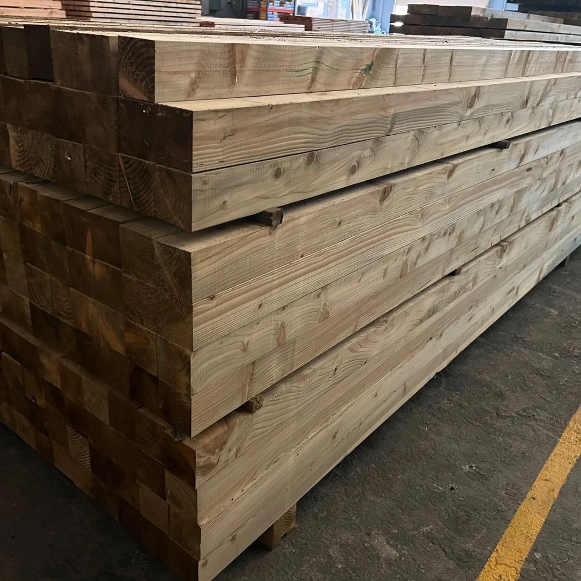 Barrotes de Abeto Aparelhado - 70 x 70 x 3000 - Tratada