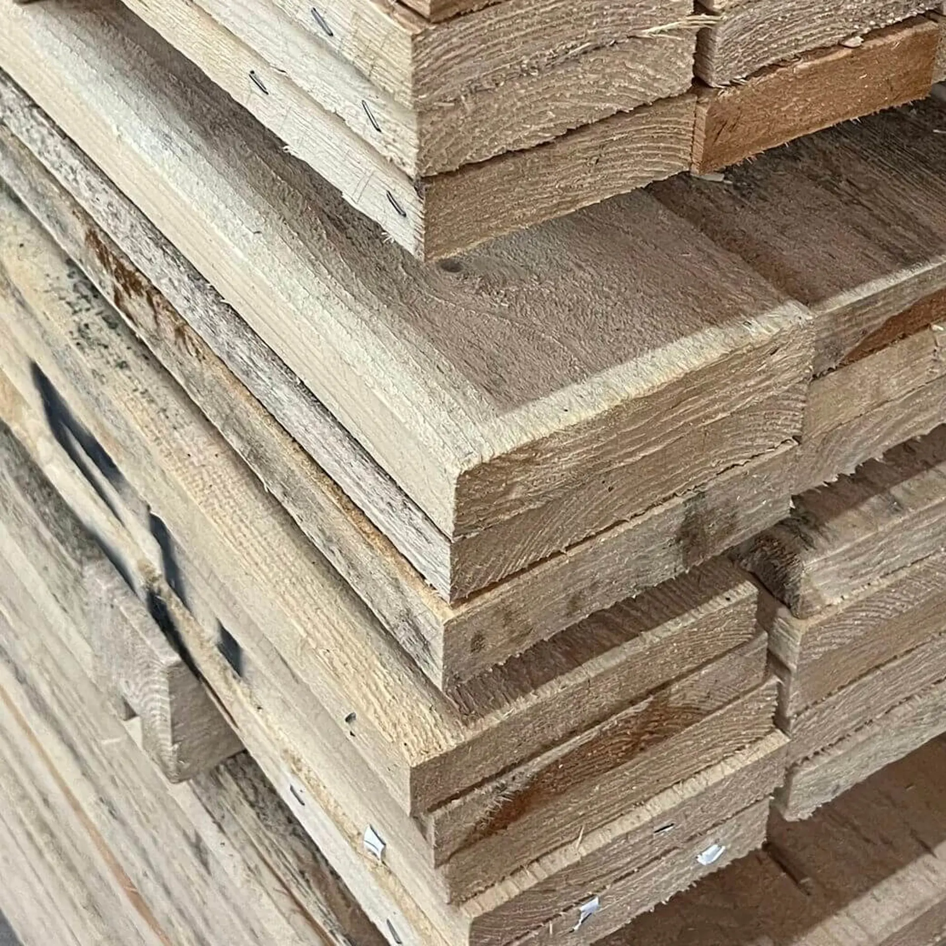 Pine Boards Rugged - 25 x 100 x 2400